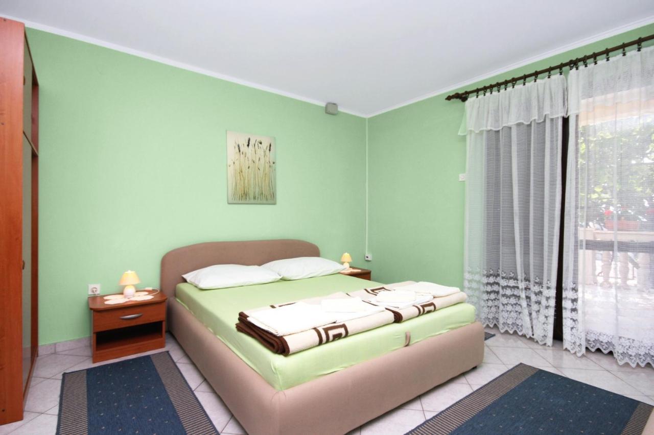 Apartments With A Parking Space Novi Vinodolski - 5593 Extérieur photo